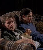 ROSWELL_-_S2X10_A_ROSWELL_CHRITMAS_CAROL_373.jpg