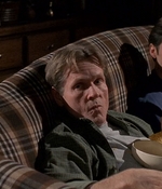 ROSWELL_-_S2X10_A_ROSWELL_CHRITMAS_CAROL_377.jpg