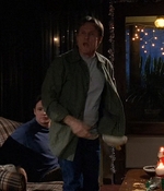 ROSWELL_-_S2X10_A_ROSWELL_CHRITMAS_CAROL_393.jpg