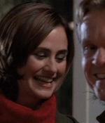 ROSWELL_-_S2X10_A_ROSWELL_CHRITMAS_CAROL_441.jpg