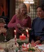 ROSWELL_-_S2X10_A_ROSWELL_CHRITMAS_CAROL_497.jpg