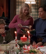 ROSWELL_-_S2X10_A_ROSWELL_CHRITMAS_CAROL_498.jpg