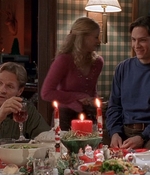 ROSWELL_-_S2X10_A_ROSWELL_CHRITMAS_CAROL_509.jpg