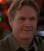 ROSWELL_-_S2X10_A_ROSWELL_CHRITMAS_CAROL_519.jpg