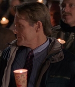 ROSWELL_-_S2X10_A_ROSWELL_CHRITMAS_CAROL_579.jpg