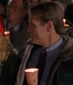 ROSWELL_-_S2X10_A_ROSWELL_CHRITMAS_CAROL_582.jpg