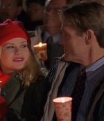 ROSWELL_-_S2X10_A_ROSWELL_CHRITMAS_CAROL_584.jpg
