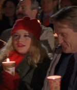 ROSWELL_-_S2X10_A_ROSWELL_CHRITMAS_CAROL_607.jpg