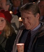 ROSWELL_-_S2X10_A_ROSWELL_CHRITMAS_CAROL_612.jpg