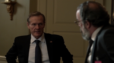 HOMELAND_-_E3X10_A_RED_WHEEL_BARROW_027.jpg