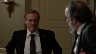 HOMELAND_-_E3X10_A_RED_WHEEL_BARROW_028.jpg