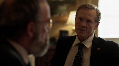 HOMELAND_-_E3X10_A_RED_WHEEL_BARROW_060.jpg