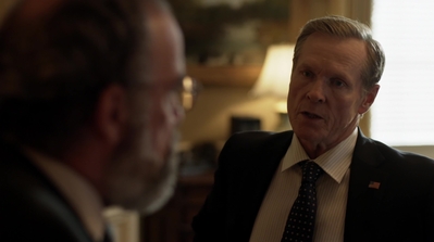 HOMELAND_-_E3X10_A_RED_WHEEL_BARROW_066.jpg