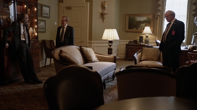 HOMELAND_-_E3X10_A_RED_WHEEL_BARROW_102.jpg