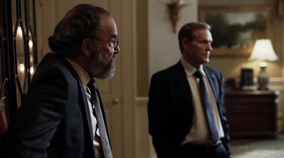 HOMELAND_-_E3X10_A_RED_WHEEL_BARROW_119.jpg