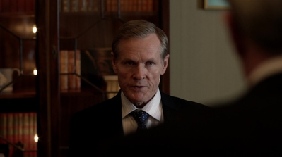 HOMELAND_-_E3X10_A_RED_WHEEL_BARROW_128.jpg
