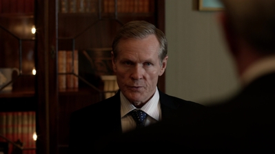 HOMELAND_-_E3X10_A_RED_WHEEL_BARROW_129.jpg
