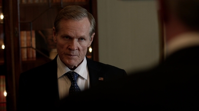 HOMELAND_-_E3X10_A_RED_WHEEL_BARROW_133.jpg