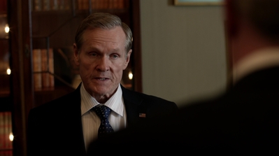 HOMELAND_-_E3X10_A_RED_WHEEL_BARROW_136.jpg