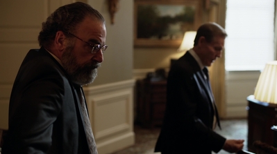 HOMELAND_-_E3X10_A_RED_WHEEL_BARROW_173.jpg