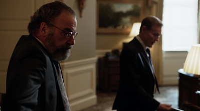 HOMELAND_-_E3X10_A_RED_WHEEL_BARROW_174.jpg