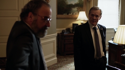 HOMELAND_-_E3X10_A_RED_WHEEL_BARROW_192.jpg