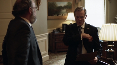 HOMELAND_-_E3X10_A_RED_WHEEL_BARROW_234.jpg