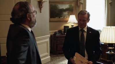 HOMELAND_-_E3X10_A_RED_WHEEL_BARROW_239.jpg