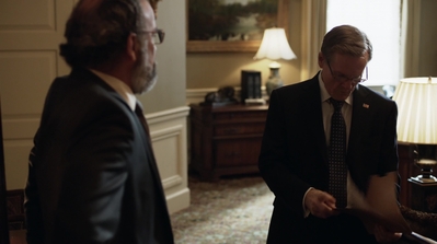 HOMELAND_-_E3X10_A_RED_WHEEL_BARROW_251.jpg