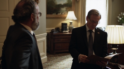 HOMELAND_-_E3X10_A_RED_WHEEL_BARROW_273.jpg