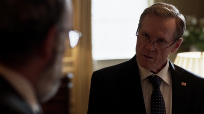 HOMELAND_-_E3X10_A_RED_WHEEL_BARROW_281.jpg