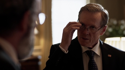 HOMELAND_-_E3X10_A_RED_WHEEL_BARROW_294.jpg