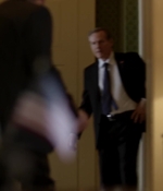 HOMELAND_-_E3X10_A_RED_WHEEL_BARROW_008.jpg
