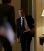 HOMELAND_-_E3X10_A_RED_WHEEL_BARROW_010.jpg