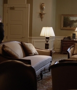 HOMELAND_-_E3X10_A_RED_WHEEL_BARROW_037.jpg