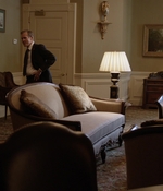 HOMELAND_-_E3X10_A_RED_WHEEL_BARROW_051.jpg