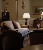 HOMELAND_-_E3X10_A_RED_WHEEL_BARROW_100.jpg