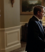 HOMELAND_-_E3X10_A_RED_WHEEL_BARROW_151.jpg