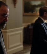 HOMELAND_-_E3X10_A_RED_WHEEL_BARROW_164.jpg