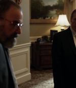 HOMELAND_-_E3X10_A_RED_WHEEL_BARROW_190.jpg