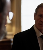HOMELAND_-_E3X10_A_RED_WHEEL_BARROW_200.jpg