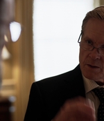 HOMELAND_-_E3X10_A_RED_WHEEL_BARROW_292.jpg