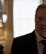 HOMELAND_-_E3X10_A_RED_WHEEL_BARROW_303.jpg