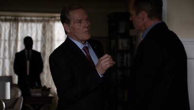 AGENTS_OF_SHIELD_-_E3X11_BOUNCING_BACK_260.jpg