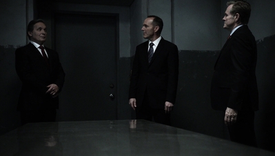 AGENTS_OF_SHIELD_-_E3X13_PARTING_SHOT_172.jpg
