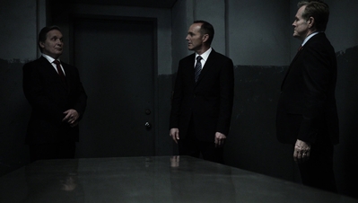 AGENTS_OF_SHIELD_-_E3X13_PARTING_SHOT_174.jpg