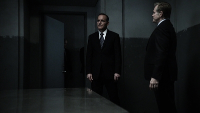 AGENTS_OF_SHIELD_-_E3X13_PARTING_SHOT_200.jpg