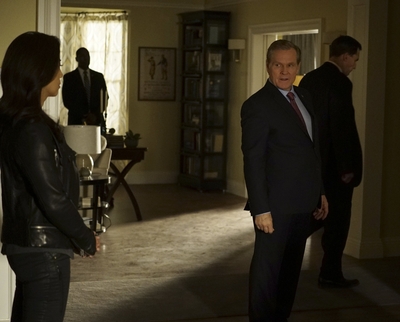 AGENTS_OF_SHIELD_-_E3X11_BOUNCING_BACK_STILLS_001.jpg