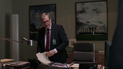 BERLIN_STATION_-_E1X09_THOMAS_SHAW_094.jpg