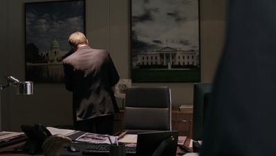 BERLIN_STATION_-_E1X09_THOMAS_SHAW_124.jpg